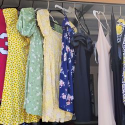 Women's Clothes/ Teen Clothes 