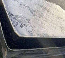 Deluxe Brand Queen Size Set 