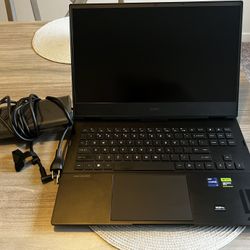 HP OMEN - 16.1" QHD Gaming Laptop - 12th Gen Intel Core i9-12900H - 16GB Memory - NVIDIA GeForce RTX 3060 Laptop GPU - 1TB SSD - Shadow Black