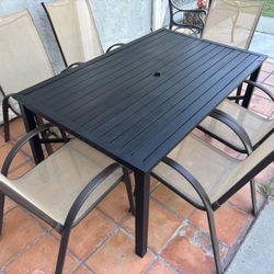 Patio Table Set Like New