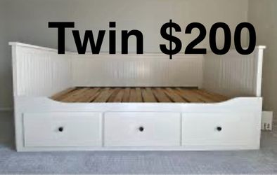 Twin Bed 