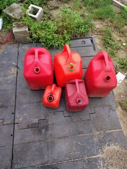 5 gas cans