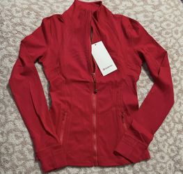 Lululemon Red jacket $55 **READ DESCRIPTION**