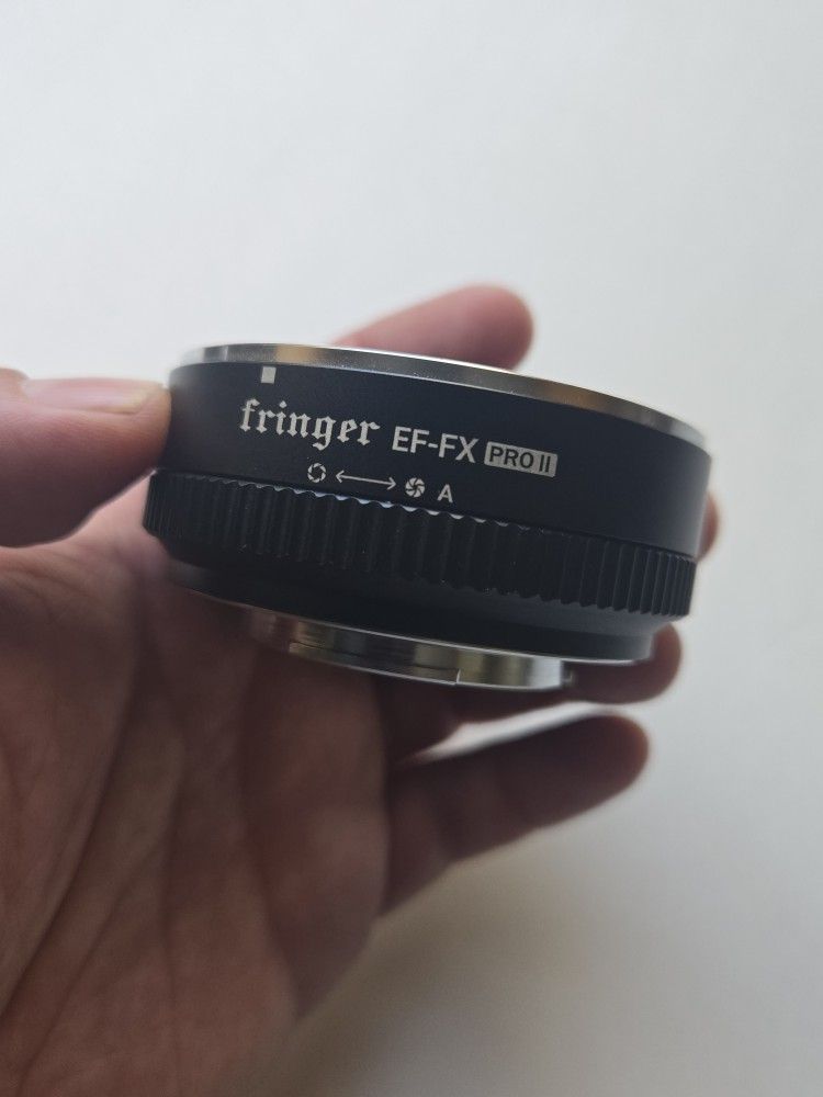 Adapter Fringer EF-FX Pro II Adapter for Canon EOS EF, EF-S Mount Lens to Fujifilm X-Mount (FR-FX2)
