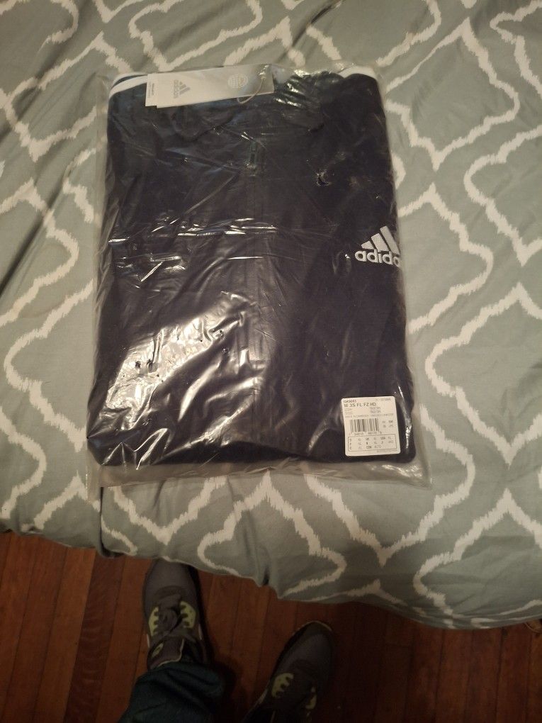 Brand New Men's Zip Up Hooded Sweatshirt 