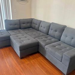 Sofa Seccional Y ottoman  Ask For Price 