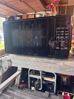 Black Countertop Microwave Oven, 1100w