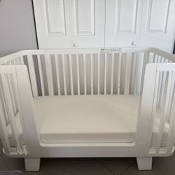 Bloom Baby Retro Solid Wood Crib