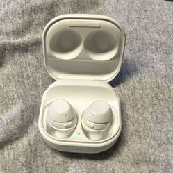 Samsung Galaxy Bus FE Earbuds White