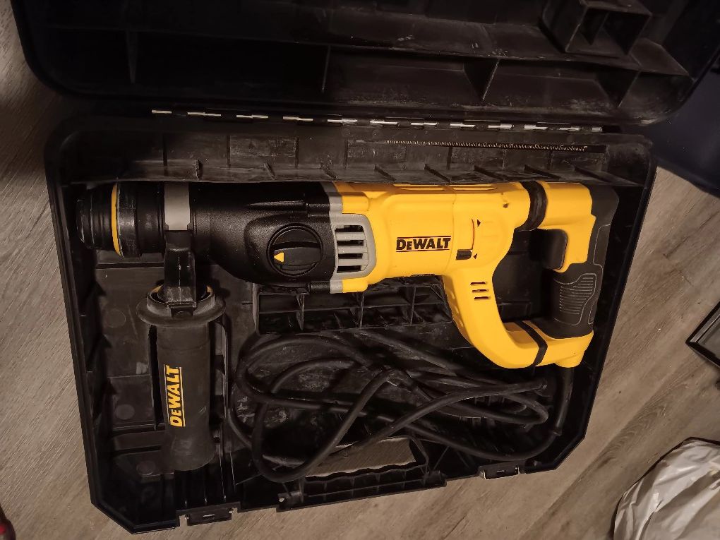 DeWalt Corded SDS Plus Rotary Hammer Drill