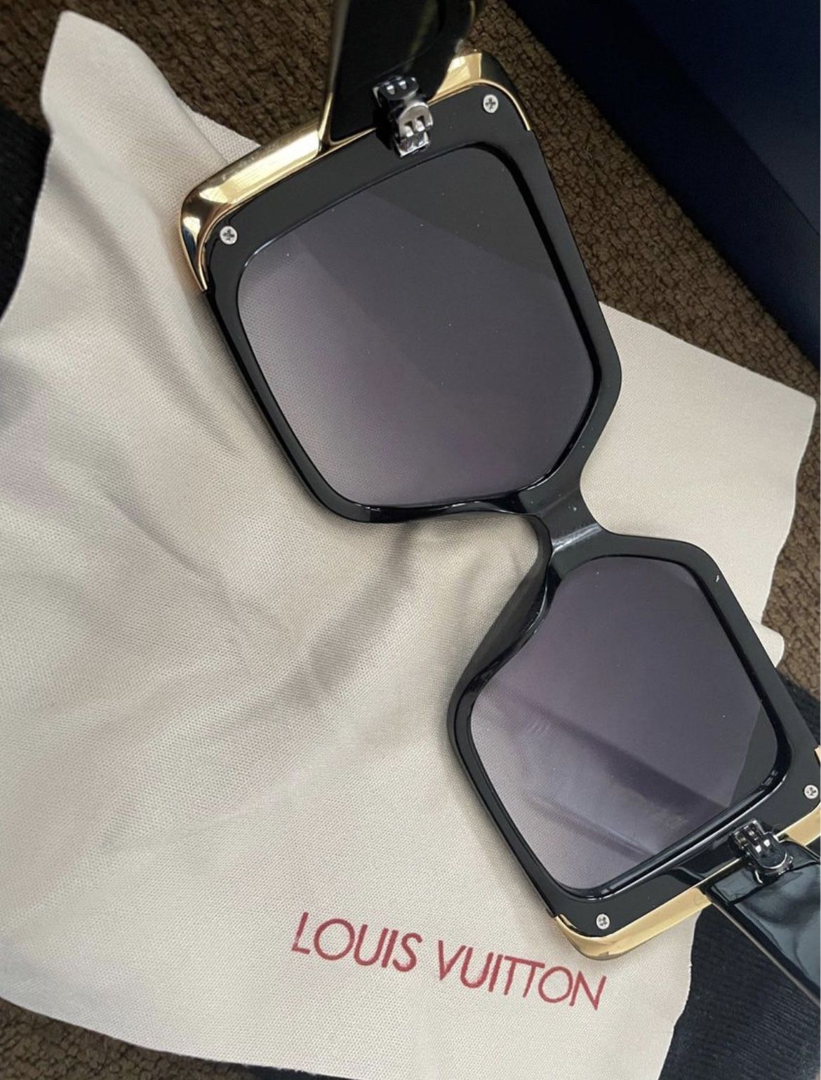 Louis Vuitton Sunglasses for Sale in Baltimore, MD - OfferUp