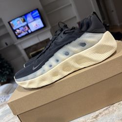 Nike Ava Rover - Size 12 - $100