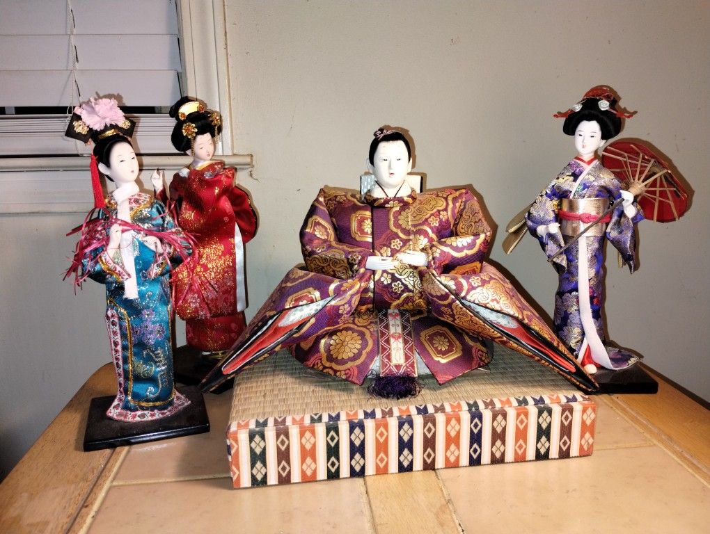 Vintage AsianFigurines