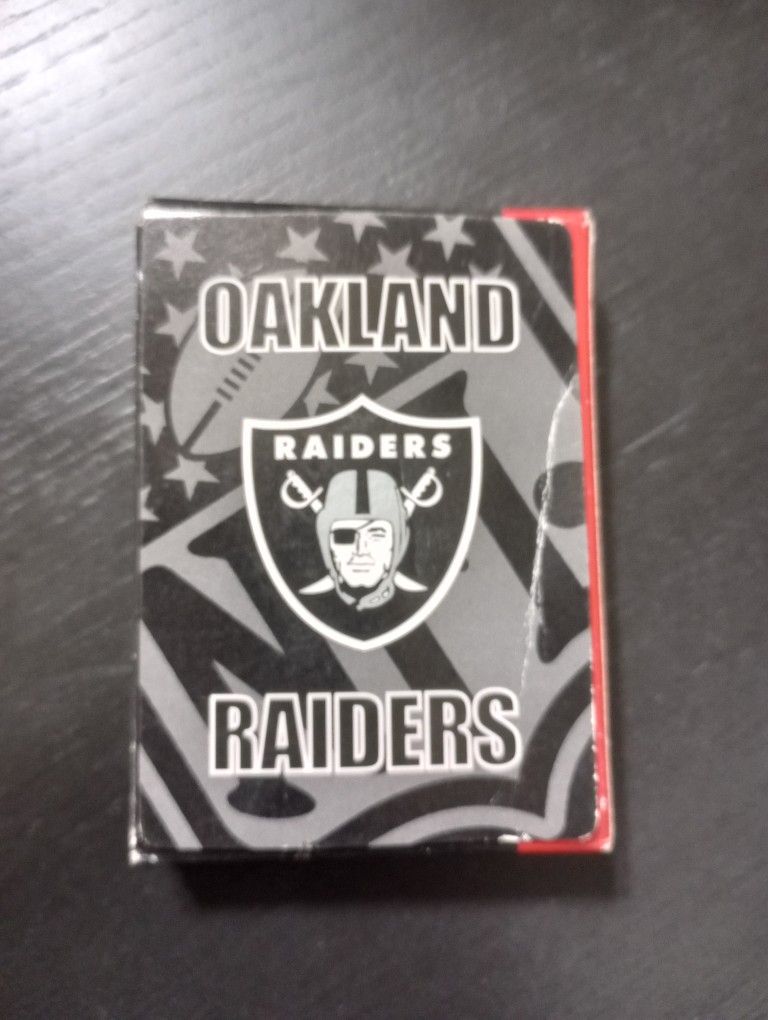 Oakland Raiders Play Cards