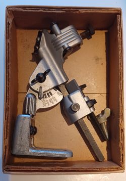Drill Grinding Attachment