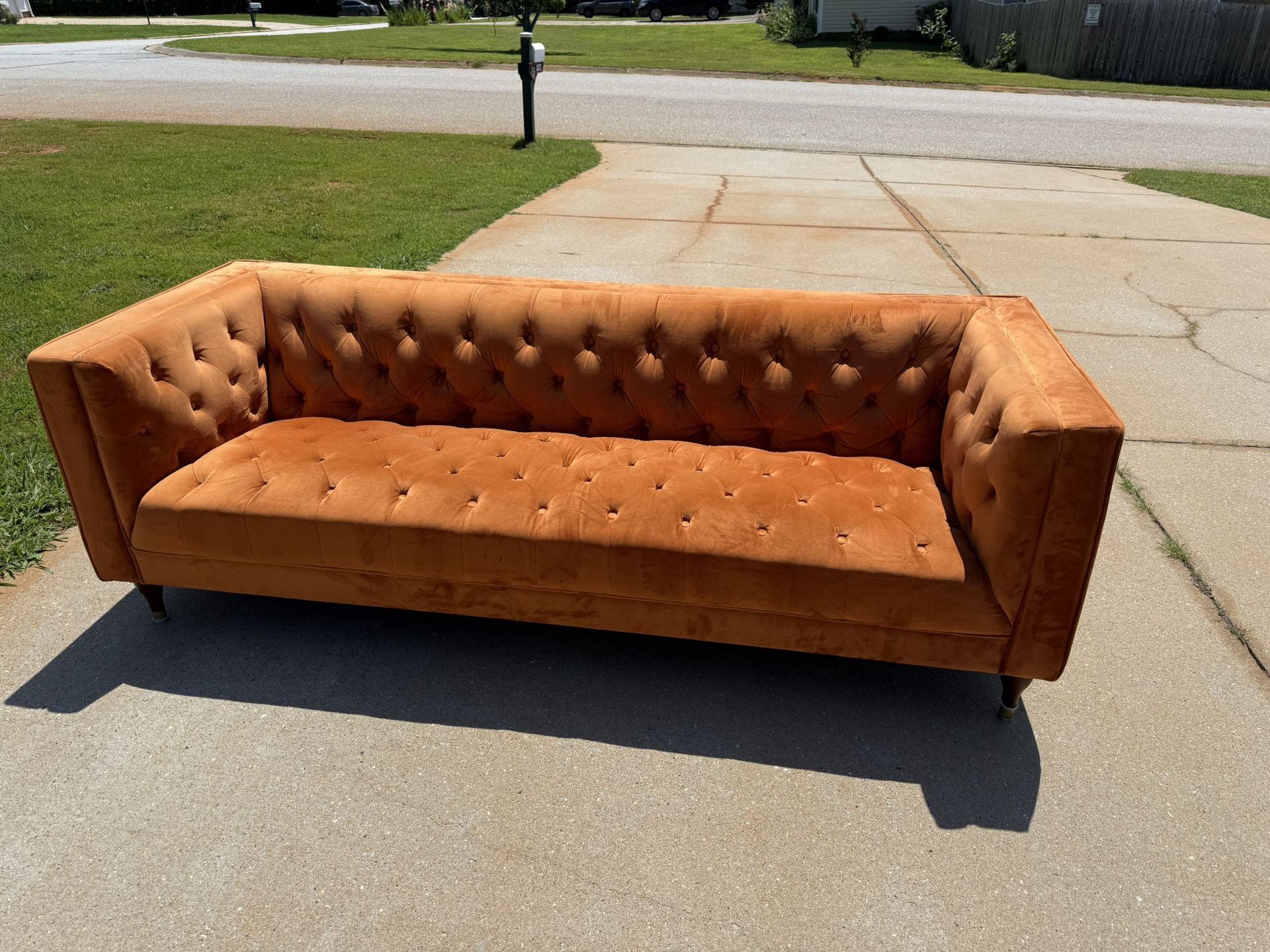 Tufted Velvet Couch