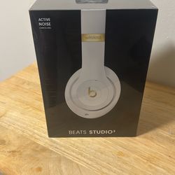 Beats Studio 3 Headphones White Edition