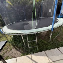 Trampoline Large