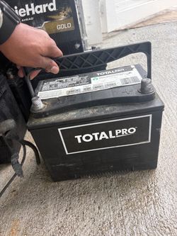 TotalPro Group 24F Car Battery