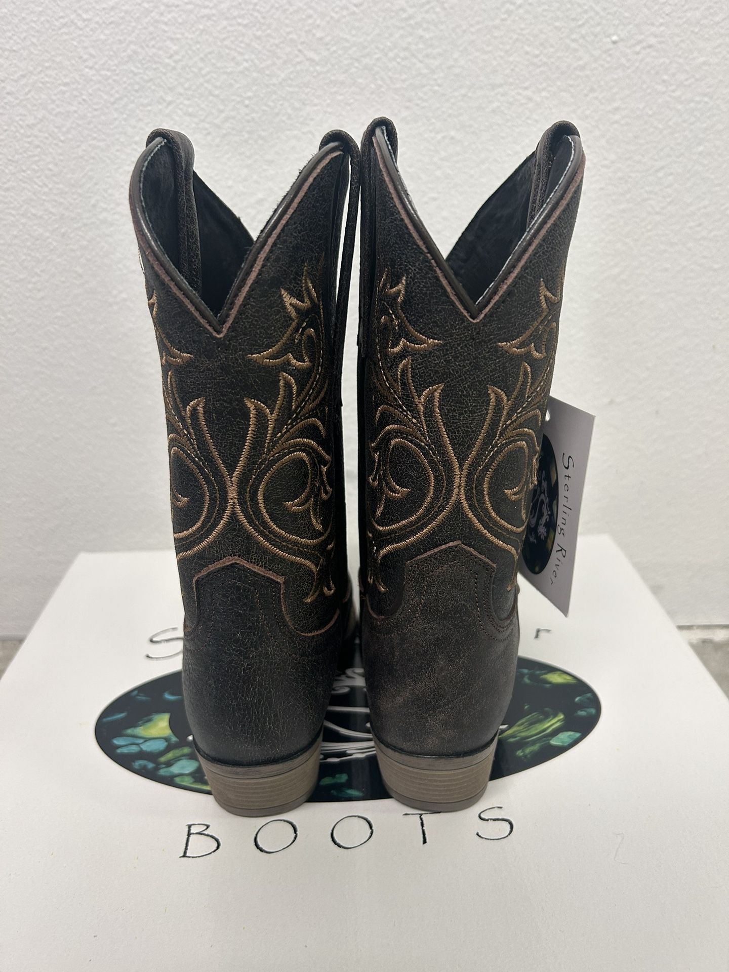 Brown Cowboy Boots Size 6