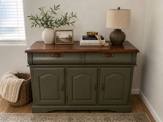 🌿 Solid Wood Vintage Sideboard