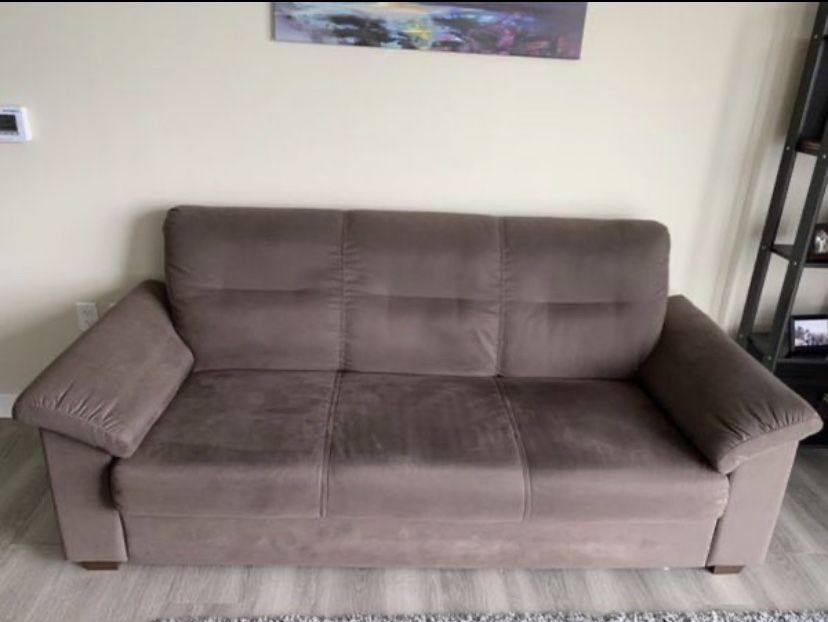 Free Sofa