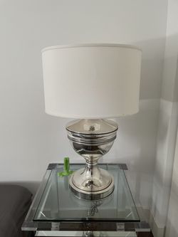 2 Lamps