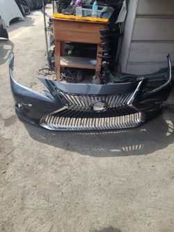 2020/2021/2022/2023/2024 Lexus Es350  Front Bumper cover