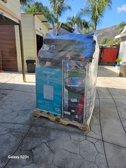 General merchandise pallet
