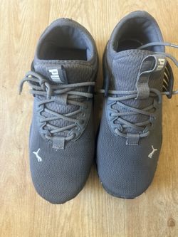 Gray puma  Shoes For boy(size 7 Us)