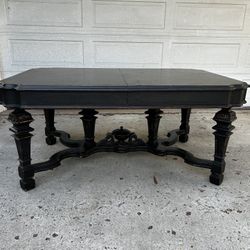 Dinning Table