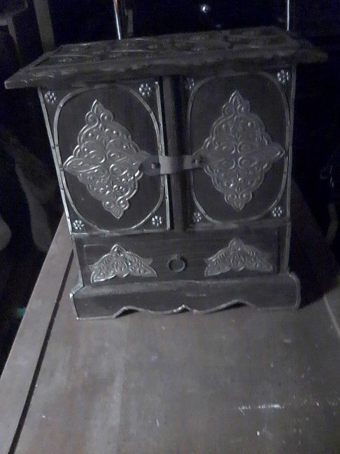 Tramp Art Box