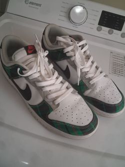 Nike low tortan plaid size 11.5