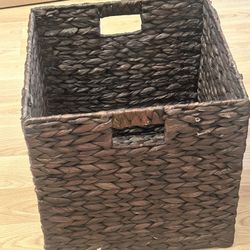 I have a Total of 10 cubes(2 sets). Bought but wrong color. Too late to return . Brand new never used . $40 or best offer or 1 set for $20 COMPAC