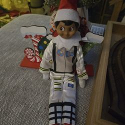 The Elf on the Shelf Boy Scout Elf (Brown Eyed),  Clausmonaut Astronaut 