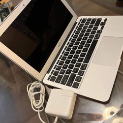 Macbook Air 13" Unlocked Working Fine 2011 4gb 64gb Ssd Os Sierra