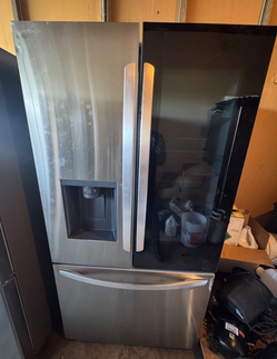 LG French Door Refrigerator with Ice Maker