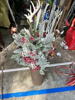 Holiday Flower Arrangement