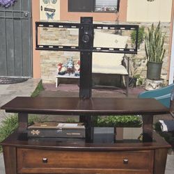 TV Stand With Drawer