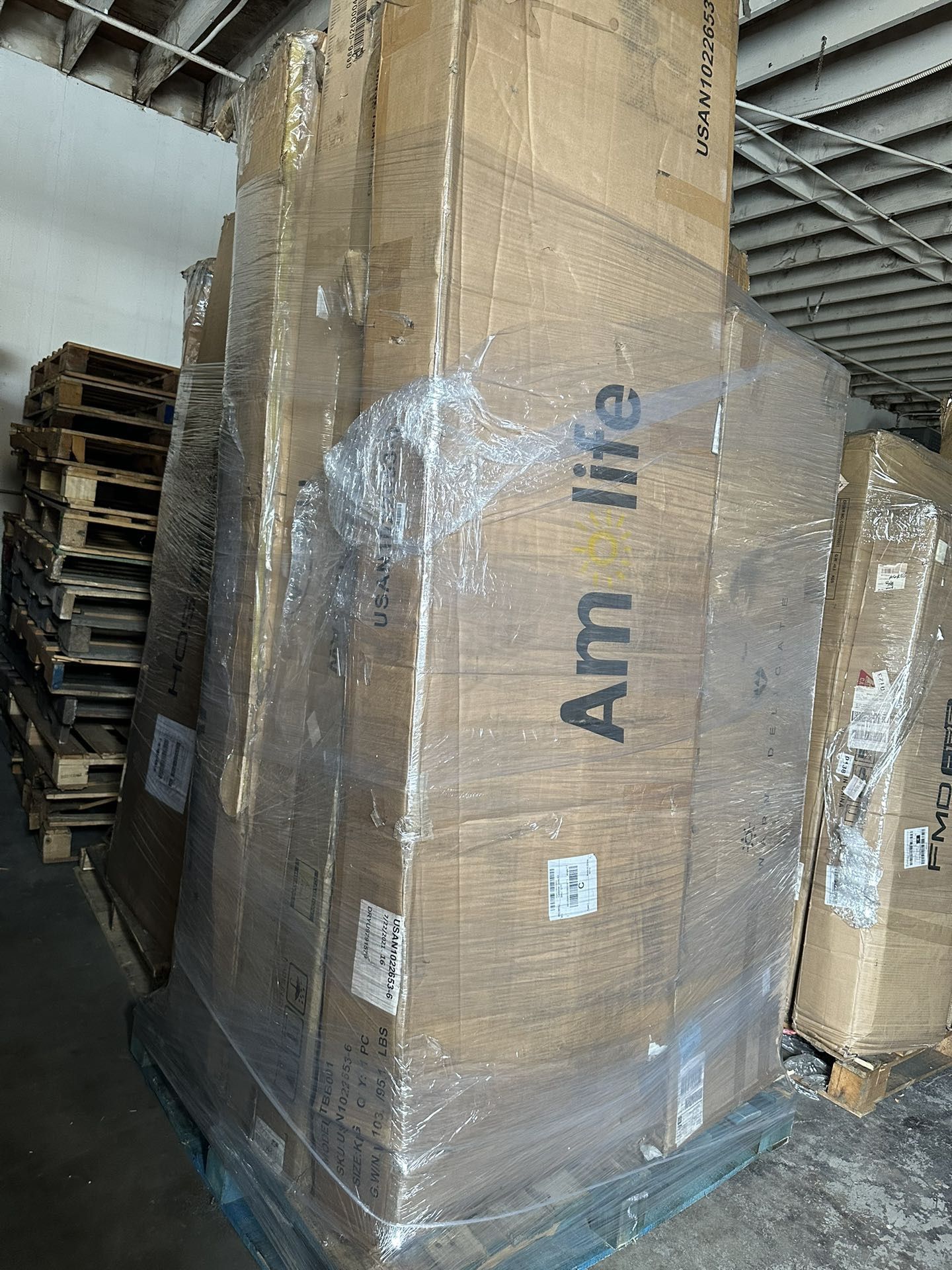 退货板 家具板 $199 Return Furniture Pallets for sale, Amazon Walmart Wayfair Homedepot return goods, High Value pallets They’re most of furnitures. Bed f