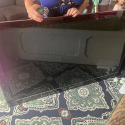 63inch samsung tv with speaker system and mount