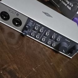 Universal Audio Volt 4 USB Recording Studio Audio Interface