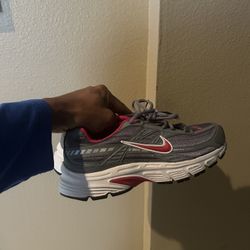 Brand New Women Nike Size 8