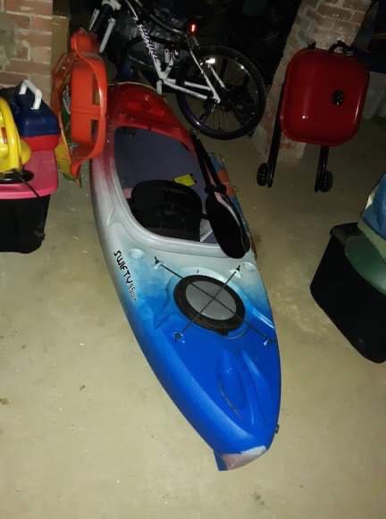 Kayak swiftly 9.5 DLX