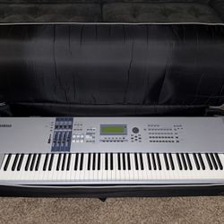 Yamaha Motif ES8 88-Key Keyboard (FOR PARTS) 
