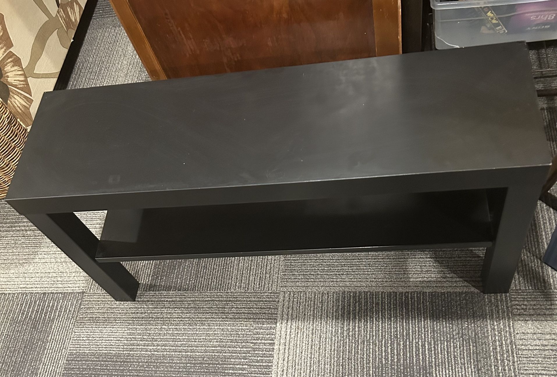 Compact side table/tv stand