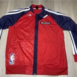 Vintage Style ADIDAS Washington Wizards zip-up jacket, Size M, like new