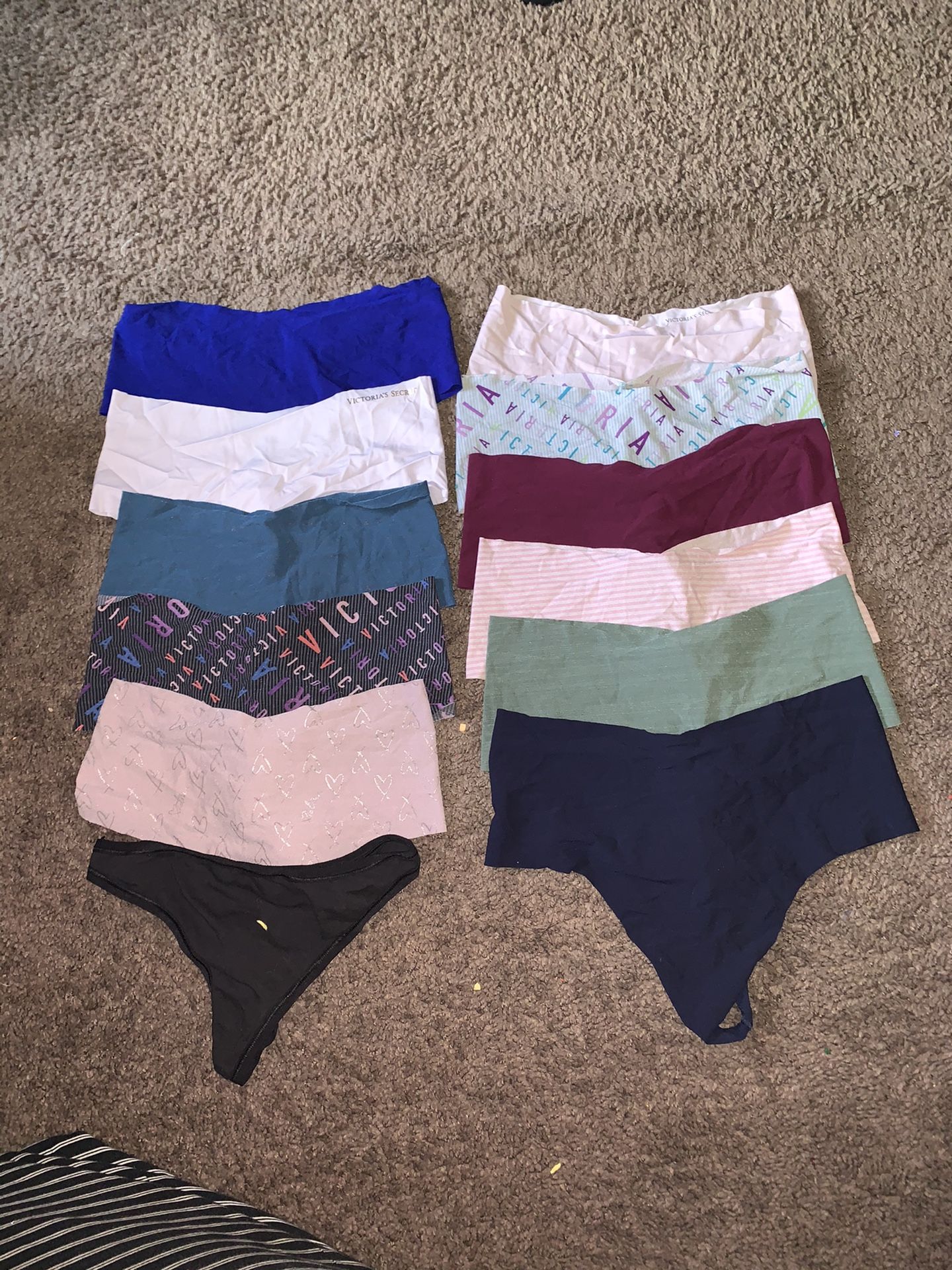 Victoria Secret Thong String Panties Size S/p/ch/170/68A