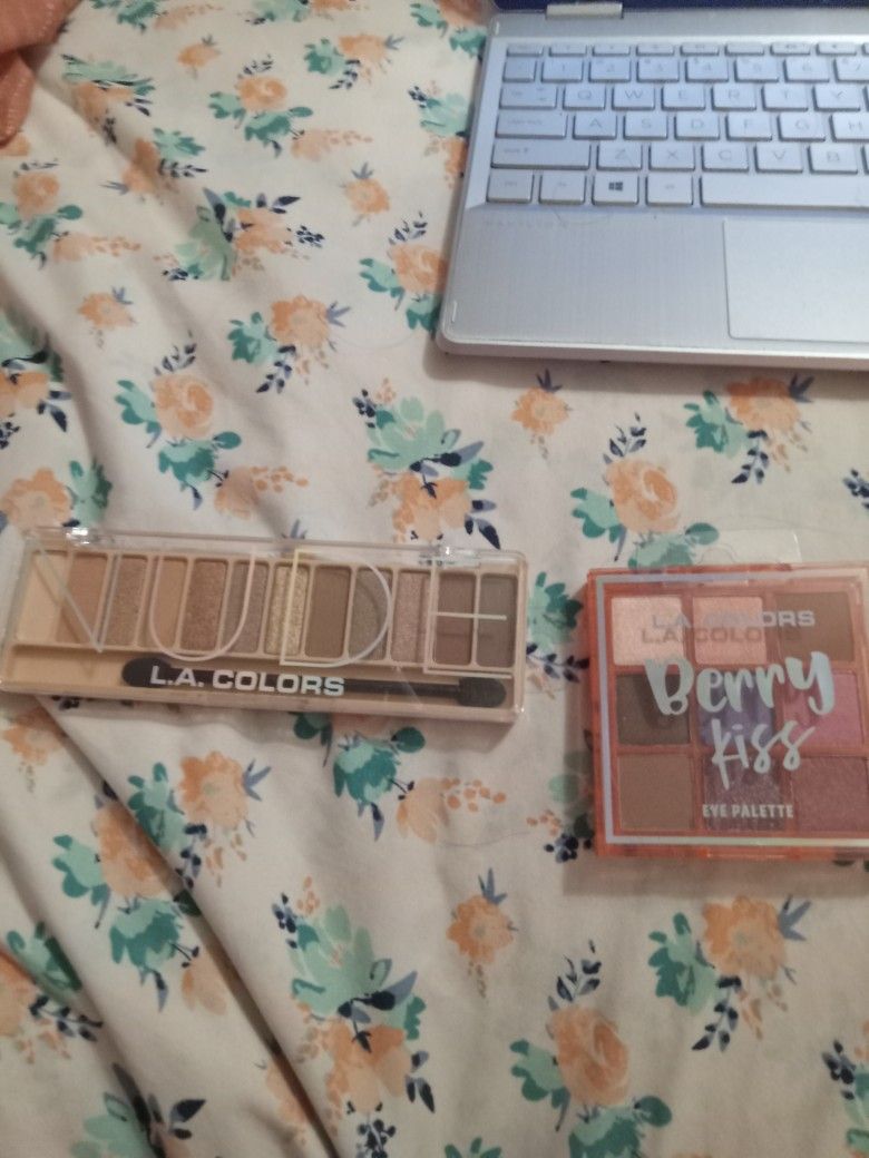 Eyeshadow Palettes (2)