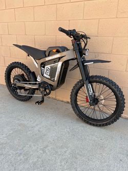 Coswheel R19 Electric Dirt Bike 9000W 72V 40AH 60 MPH
